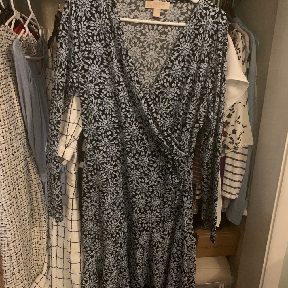 NWOT Michael Kors long sleeves floral “wrap” dress